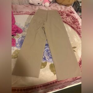 Casual Straight-Leg Women's Pants in Light Beige